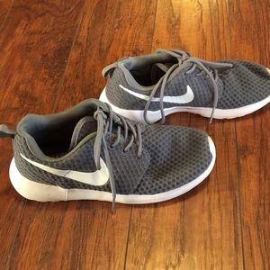 Nike Roshe’s